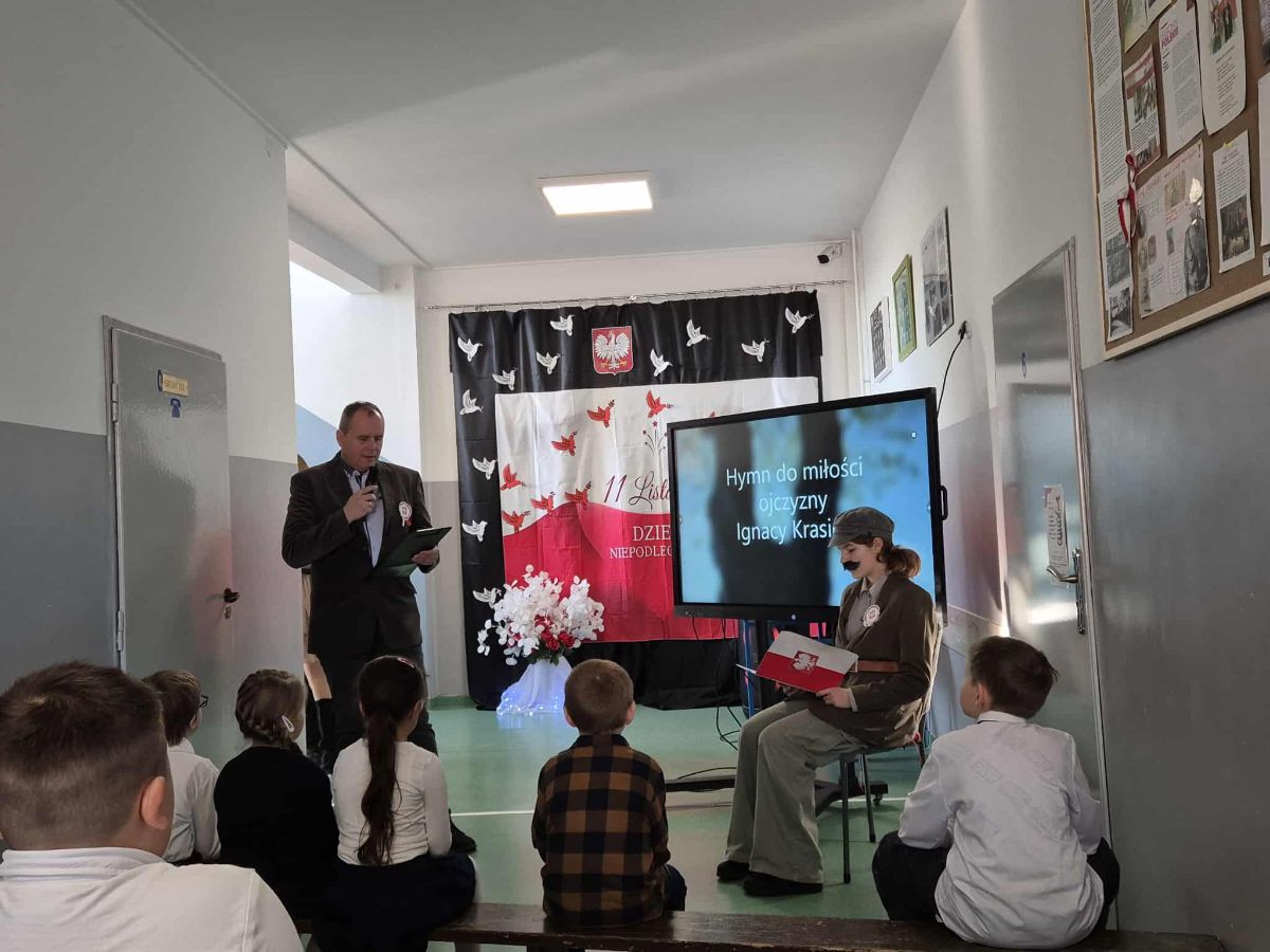 Zdjęcie: Apel 11 Listopada - Dzień Niepodległości